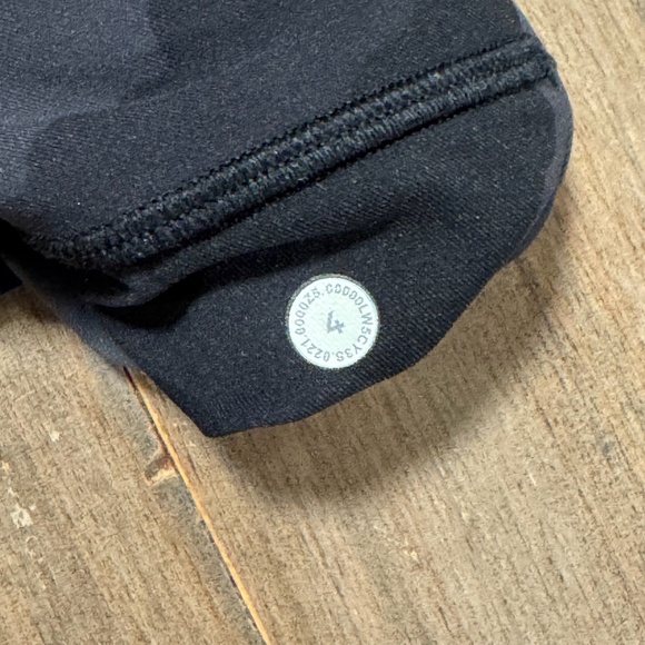 Black Camo Lululemon Wunder Train High-Rise Tight with Pockets 28" - Picture 3 of 6